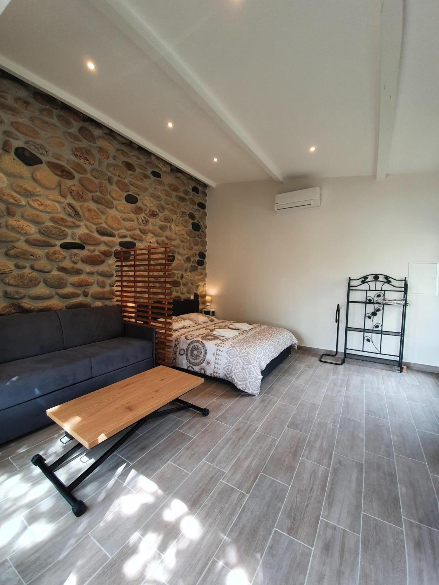 Lou Visetto A Vallon-Pont-D'Arc Room photo